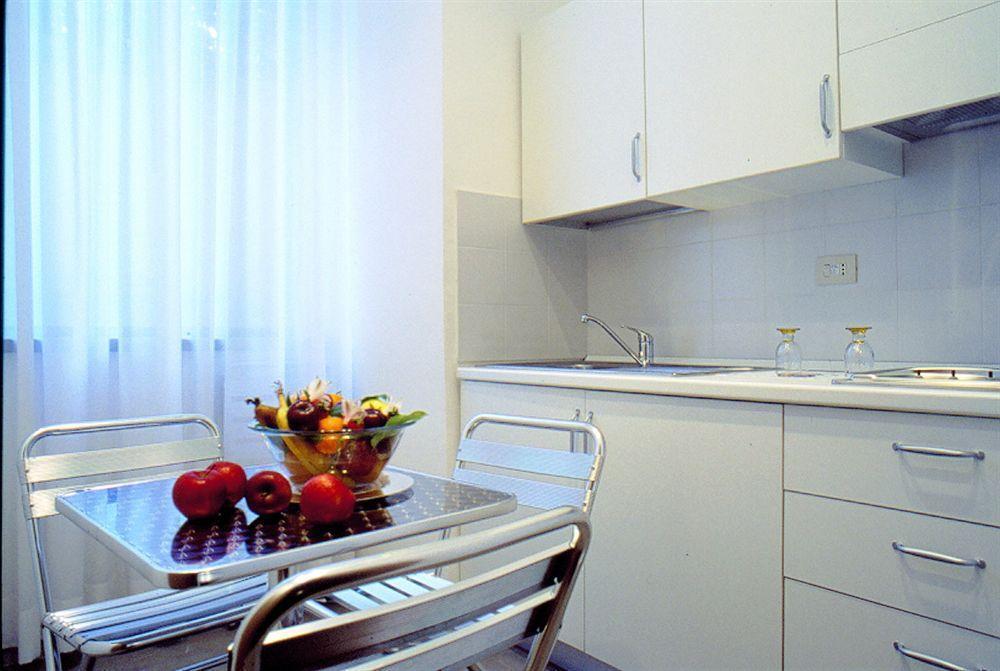 Готель Lemon Garden Рим Екстер'єр фото